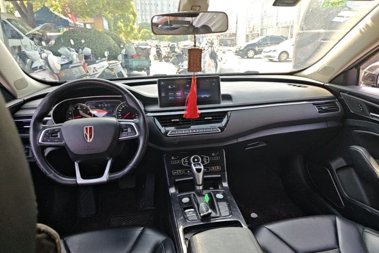Used Hongqi H5 2019 30TD Dynamic Edition Center Console