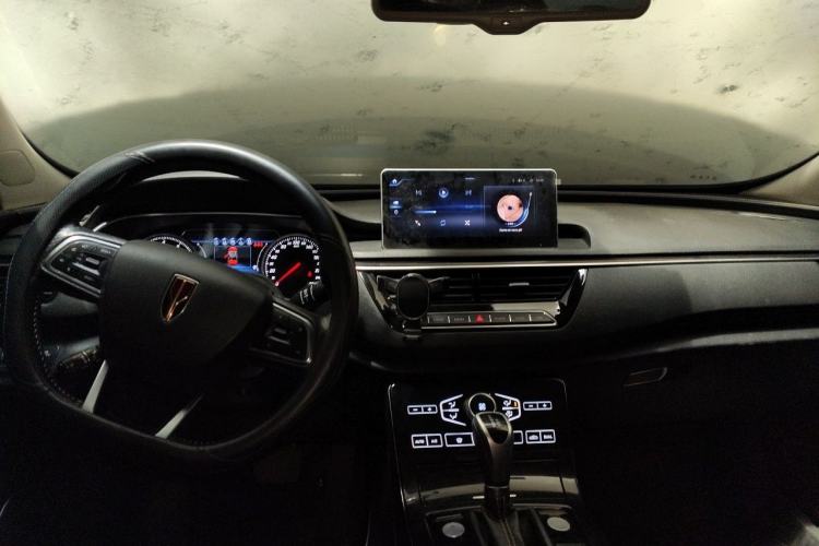 Used Hongqi H5 2019 30TD Smart Connect Dynamic Edition Center Console
