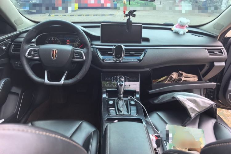 Used Hongqi H5 2019 30TD Dynamic Edition Center Console
