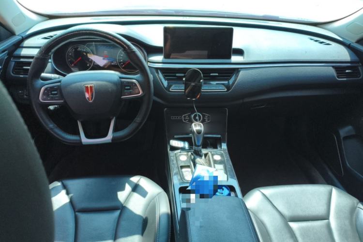 Used Hongqi H5 2019 30TD Dynamic Edition Center Console