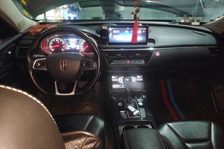 Used Hongqi H5 2019 30TD Dynamic Edition Center Console