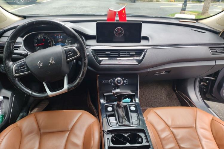 Used Hongqi H5 2019 30TD Smart Connect Dynamic Edition Center Console