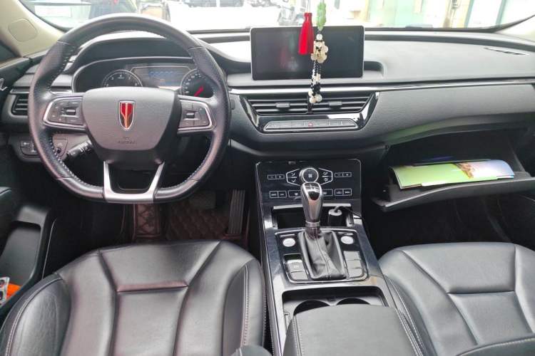 Used Hongqi H5 2019 30TD Dynamic Edition Center Console