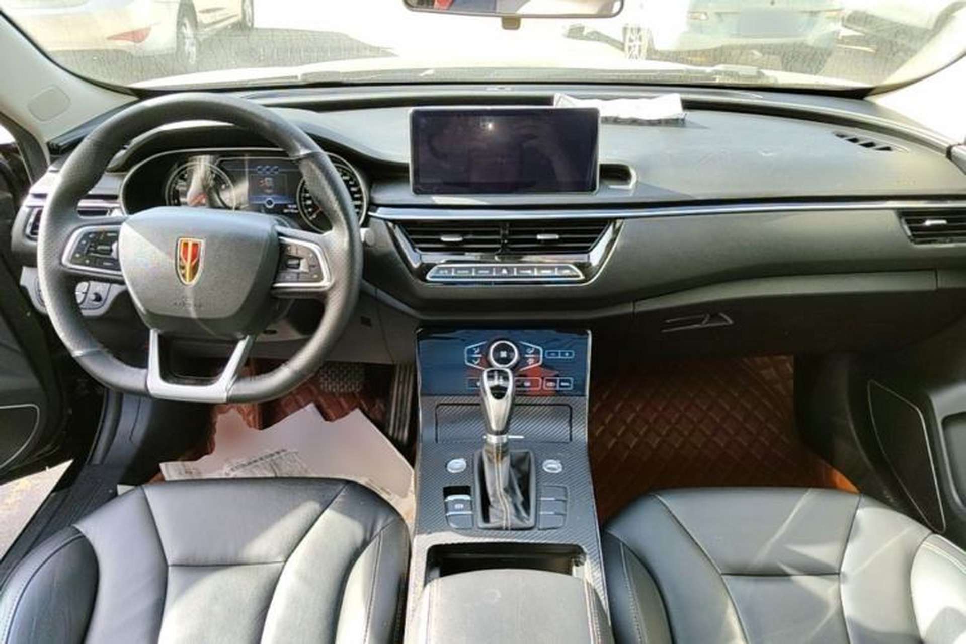Used Hongqi H5 2019 30TD Dynamic Edition Center Console