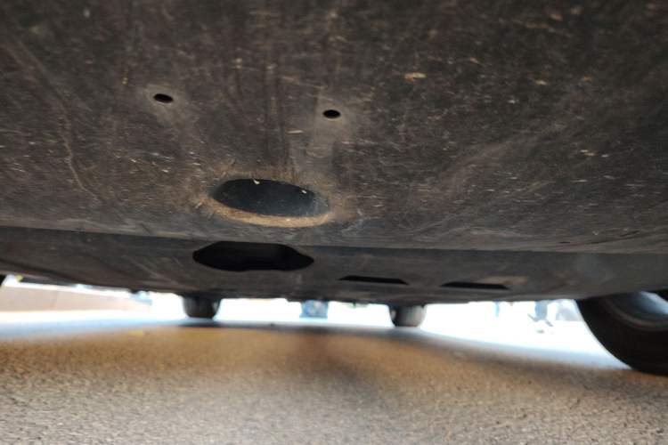 Used Hongqi H5 2019 30TD Dynamic Edition Chassis Front