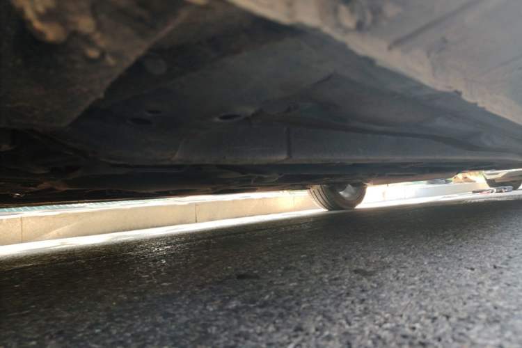 Used Hongqi H5 2019 30TD Dynamic Edition Chassis Front Left