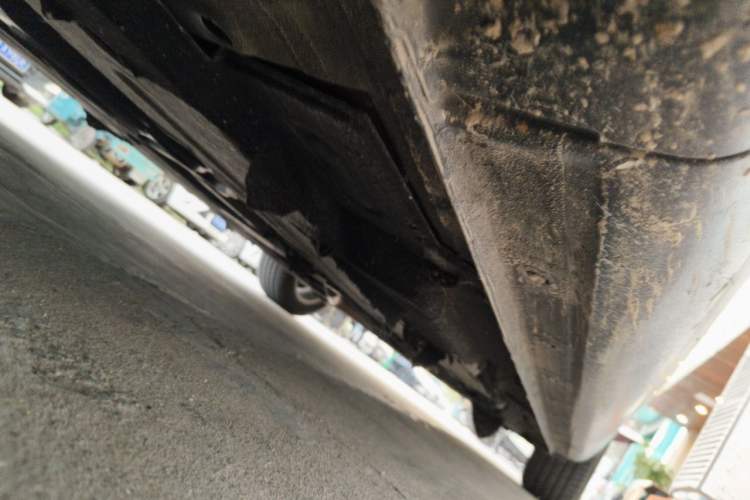 Used Hongqi H5 2019 30TD Dynamic Edition Chassis Front Left