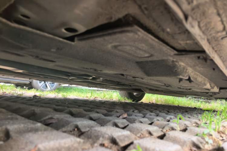 Used Hongqi H5 2019 30TD Dynamic Edition Chassis Front Left