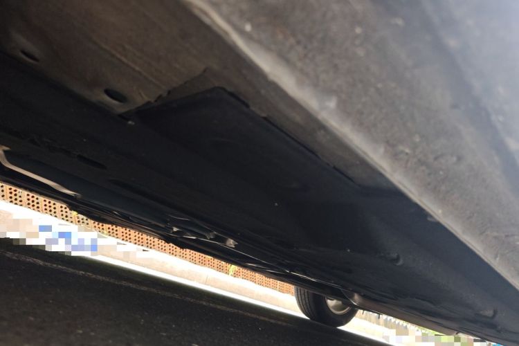 Used Hongqi H5 2019 30TD Dynamic Edition Chassis Front Left