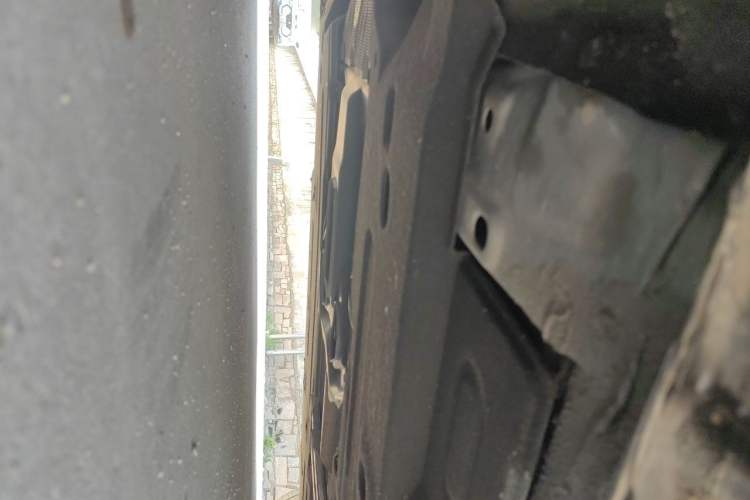 Used Hongqi H5 2019 30TD Dynamic Edition Chassis Front Left