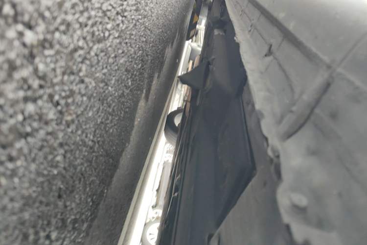 Used Hongqi H5 2019 30TD Smart Connect Dynamic Edition Chassis Front Right