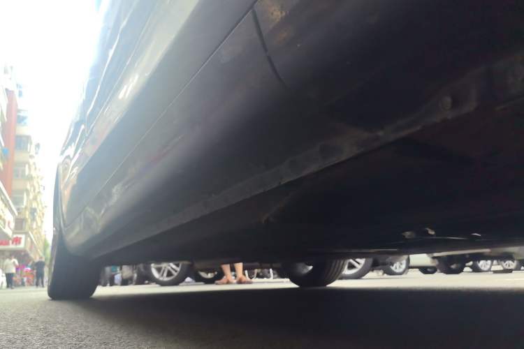 Used Hongqi H5 2019 30TD Dynamic Edition Chassis Front Right