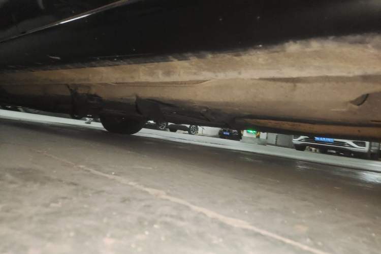 Used Hongqi H5 2019 30TD Dynamic Edition Chassis Rear Left