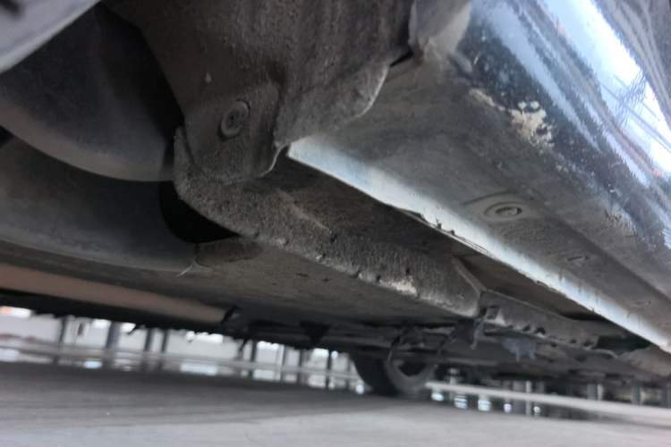 Used Hongqi H5 2019 30TD Dynamic Edition Chassis Rear Right