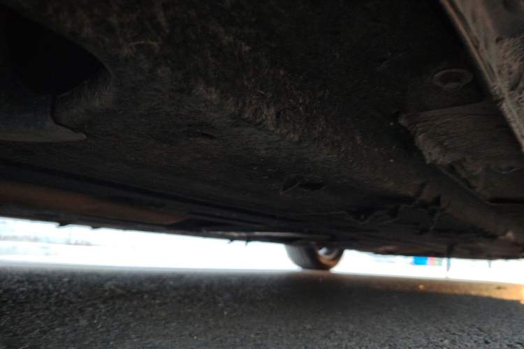 Used Hongqi H5 2019 30TD Dynamic Edition Chassis Rear Right