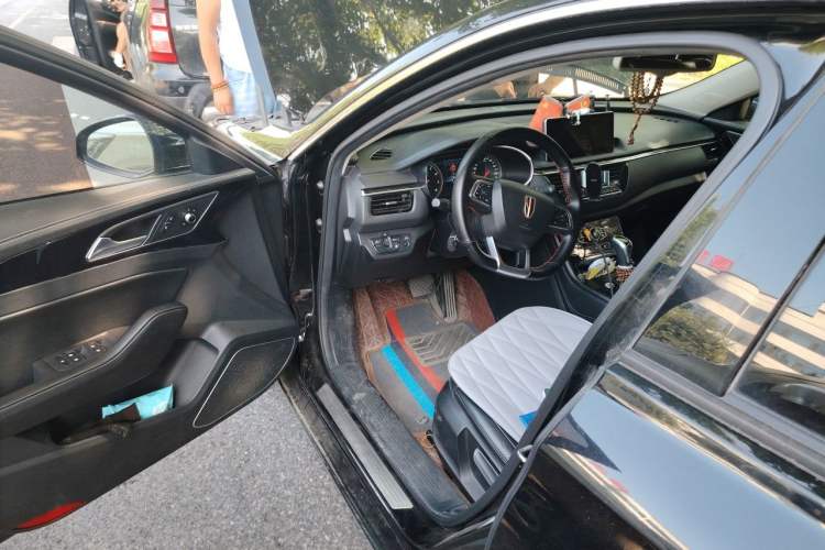 Used Hongqi H5 2019 30TD Dynamic Edition Driver Seat