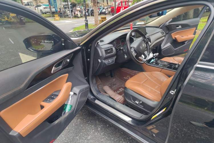Used Hongqi H5 2019 30TD Smart Connect Dynamic Edition Driver Seat
