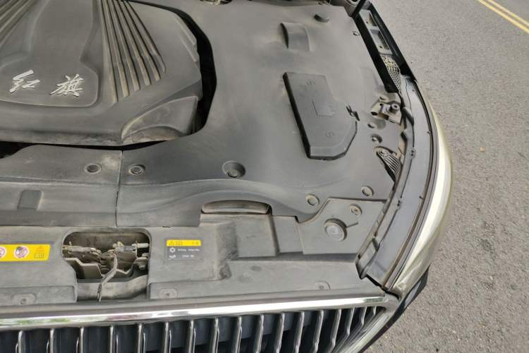 Used Hongqi H5 2019 30TD Dynamic Edition Engine Bay Left