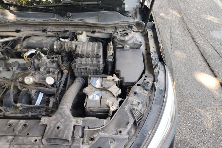 Used Hongqi H5 2019 30TD Dynamic Edition Engine Bay Left