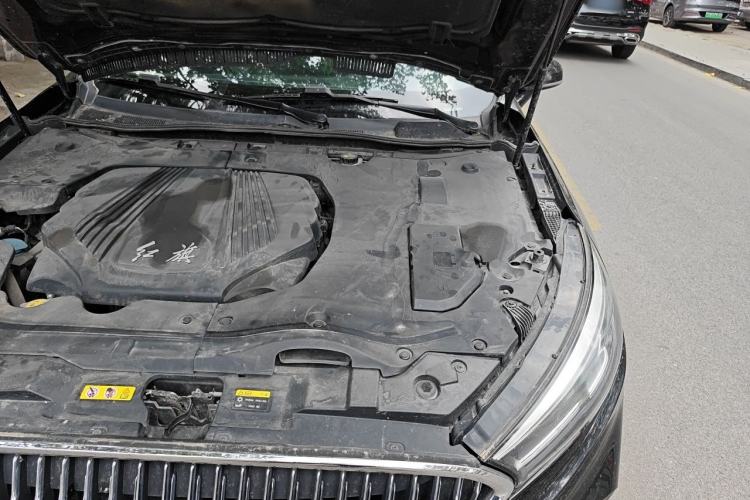 Used Hongqi H5 2019 30TD Dynamic Edition Engine Bay Left