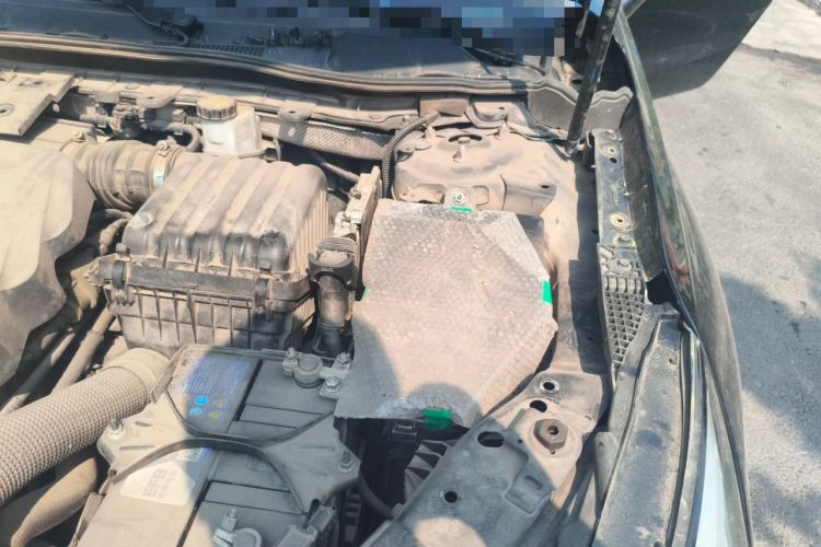 Used Hongqi H5 2019 30TD Dynamic Edition Engine Bay Left