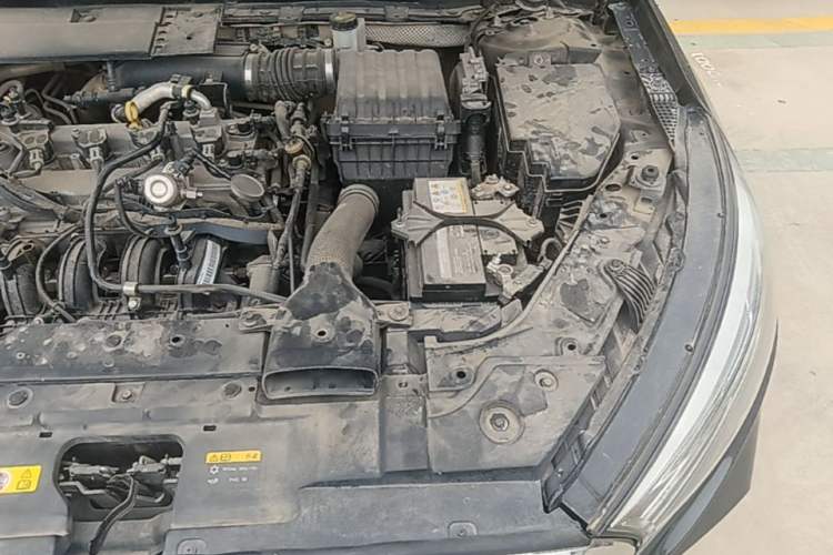 Used Hongqi H5 2019 30TD Smart Connect Dynamic Edition Engine Bay Left