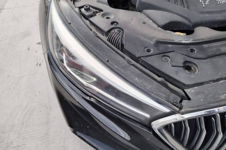 Used Hongqi H5 2019 30TD Dynamic Edition Engine Bay Right