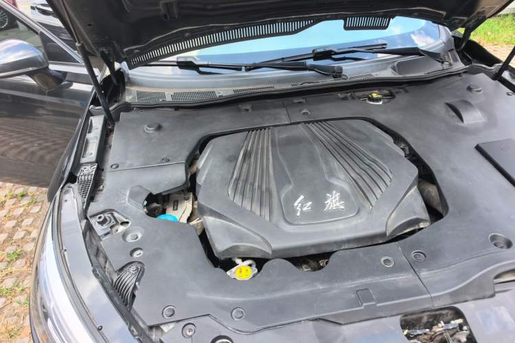 Used Hongqi H5 2019 30TD Dynamic Edition Engine Bay Right