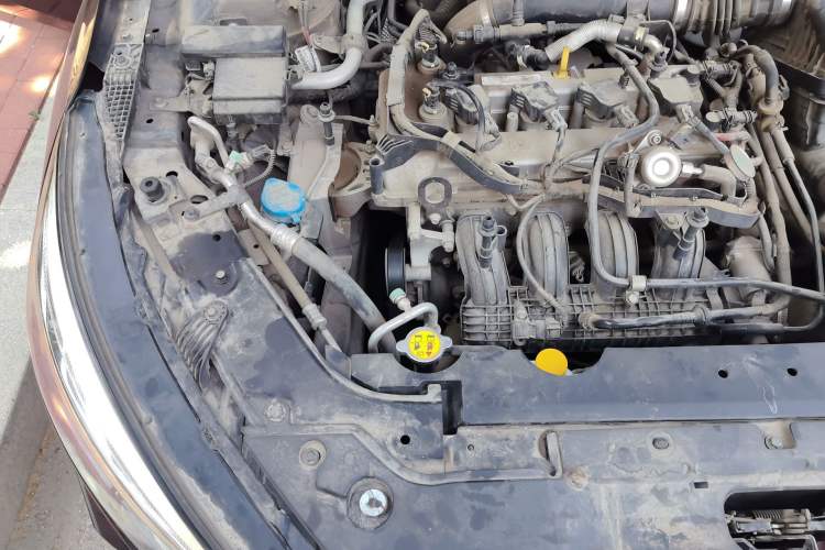 Used Hongqi H5 2019 30TD Dynamic Edition Engine Bay Right
