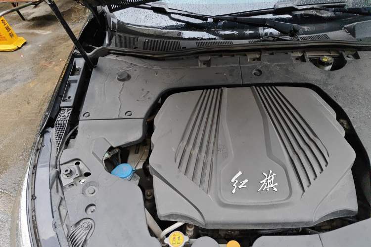 Used Hongqi H5 2019 30TD Dynamic Edition Engine Bay Right
