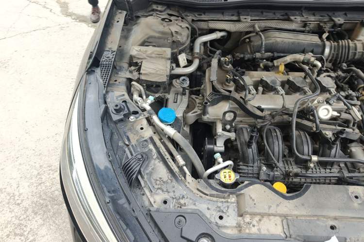 Used Hongqi H5 2019 30TD Smart Connect Dynamic Edition Engine Bay Right