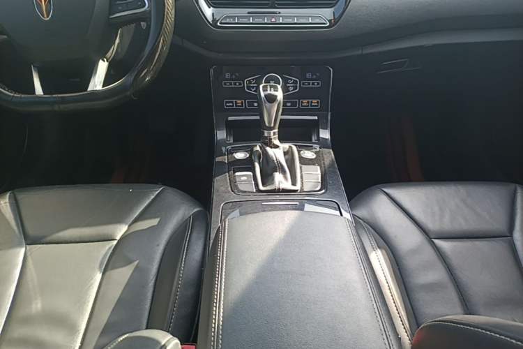 Used Hongqi H5 2019 30TD Dynamic Edition Gear Lever