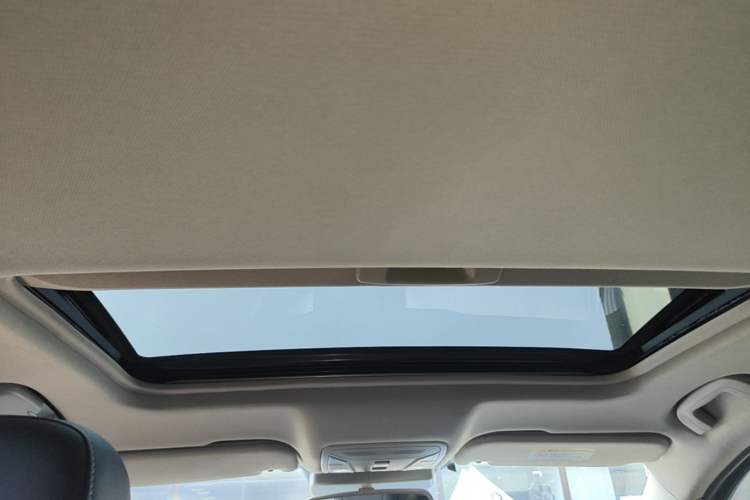 Used Hongqi H5 2019 30TD Dynamic Edition Headliner