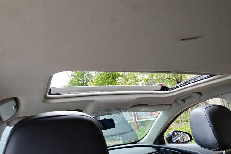 Used Hongqi H5 2019 30TD Dynamic Edition Headliner