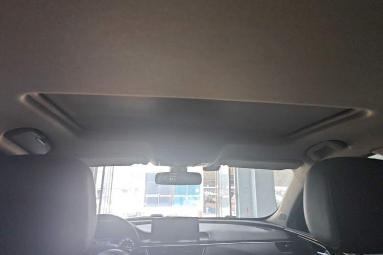 Used Hongqi H5 2019 30TD Dynamic Edition Headliner