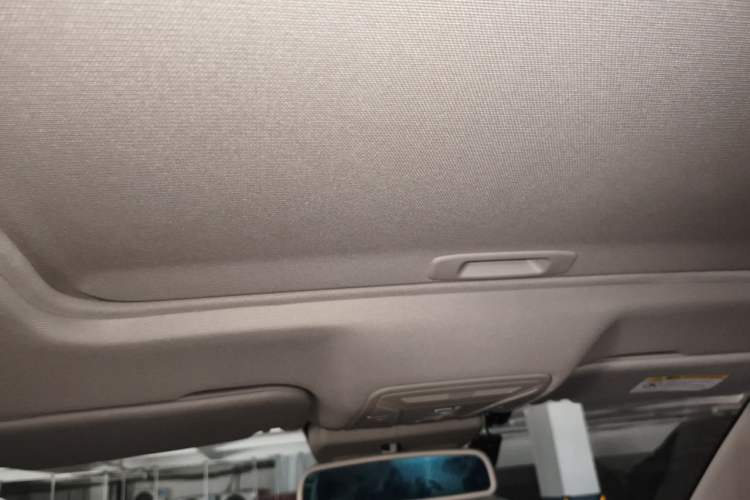 Used Hongqi H5 2019 30TD Dynamic Edition Headliner