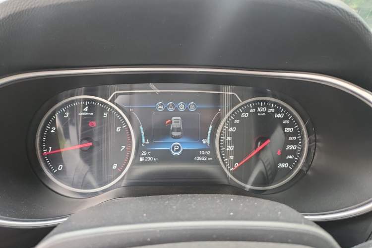 Used Hongqi H5 2019 30TD Dynamic Edition Instrument Cluster
