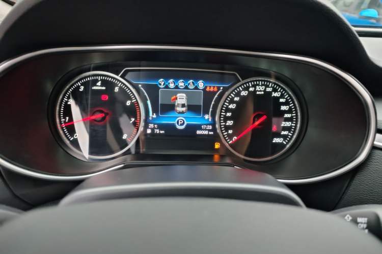Used Hongqi H5 2019 30TD Smart Connect Dynamic Edition Instrument Cluster