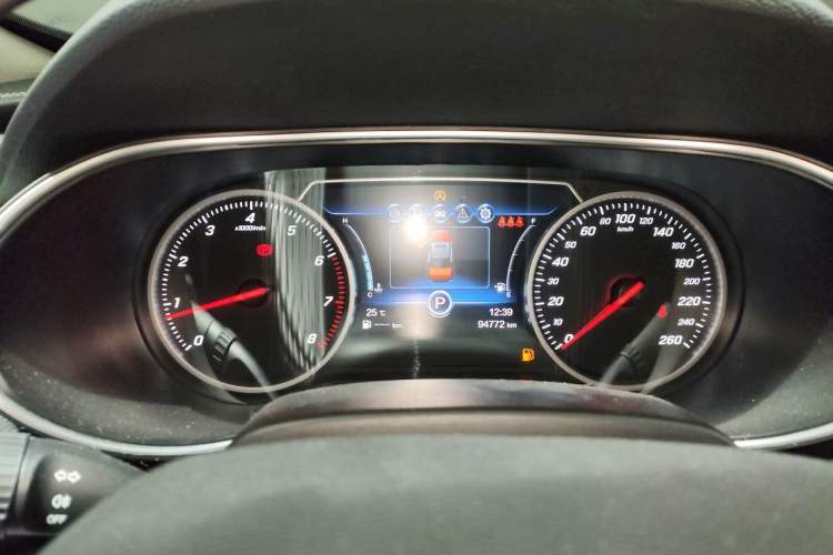 Used Hongqi H5 2019 30TD Smart Connect Dynamic Edition Instrument Cluster