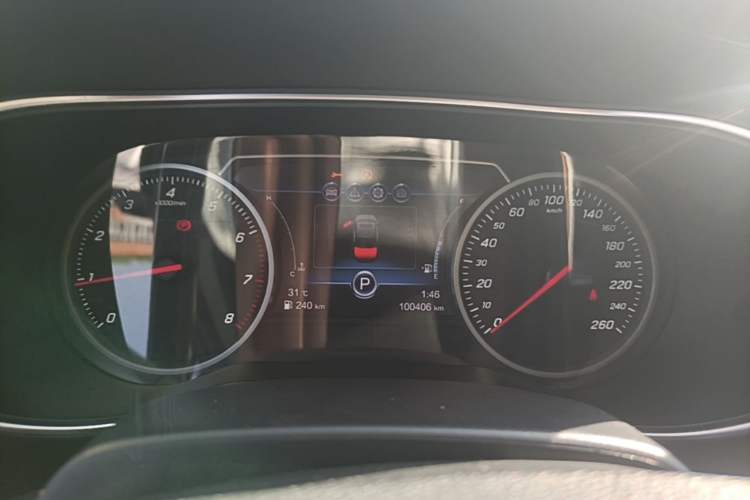 Used Hongqi H5 2019 30TD Dynamic Edition Instrument Cluster
