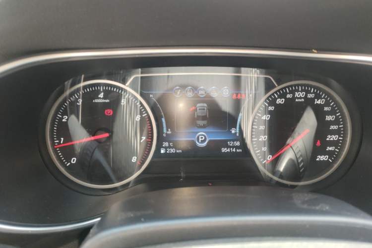 Used Hongqi H5 2019 30TD Smart Connect Dynamic Edition Instrument Cluster