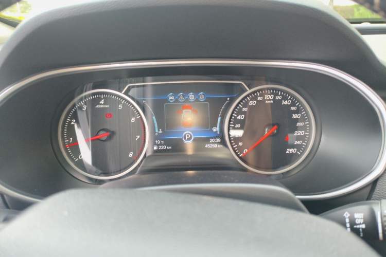 Used Hongqi H5 2019 30TD Dynamic Edition Instrument Cluster