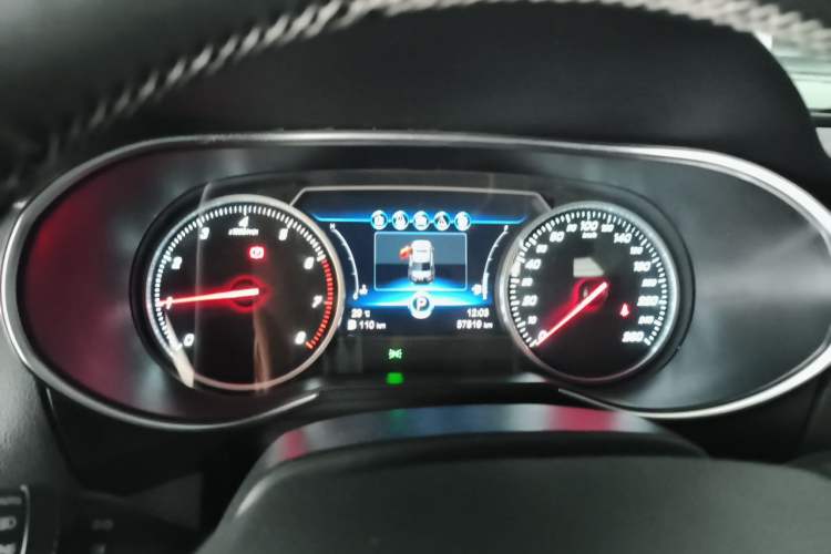 Used Hongqi H5 2019 30TD Dynamic Edition Instrument Cluster