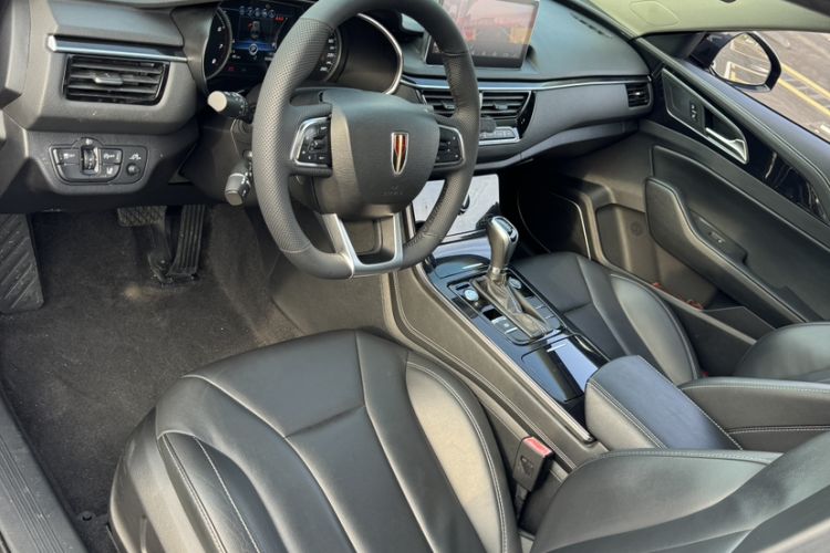 Used Hongqi H5 2019 30TD Smart Connect Dynamic Edition Interior 2