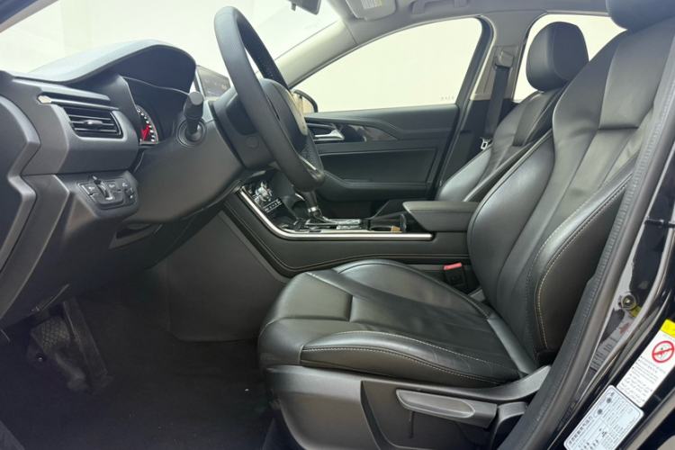 Used Hongqi H5 2019 30TD Dynamic Edition Interior 3
