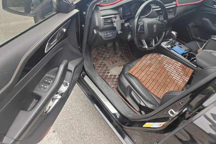 Used Hongqi H5 2019 30TD Dynamic Edition Interior 3
