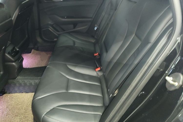 Used Hongqi H5 2019 30TD Smart Connect Dynamic Edition Left Rear Seat