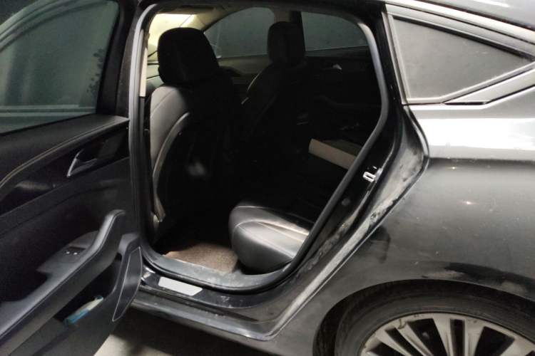 Used Hongqi H5 2019 30TD Smart Connect Dynamic Edition Left Rear Seat