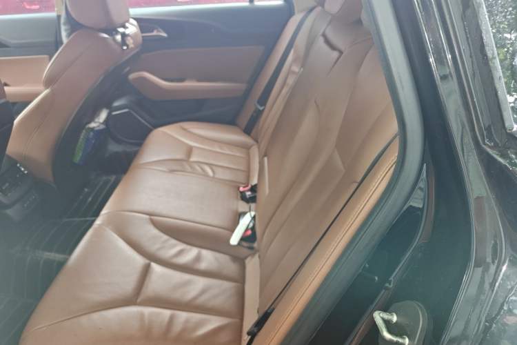 Used Hongqi H5 2019 30TD Dynamic Edition Left Rear Seat