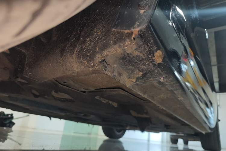 Used Hongqi H5 2019 30TD Dynamic Edition Left Side Sill